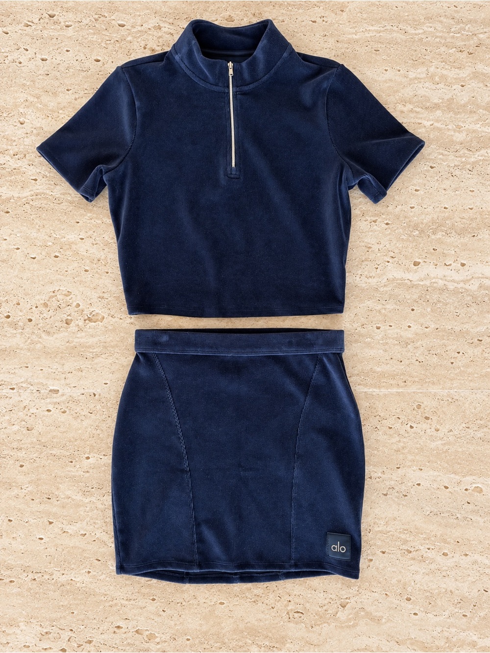 ALO Micro Corduroy Winter Break Cropped Mock Neck - Picture 3 of 4